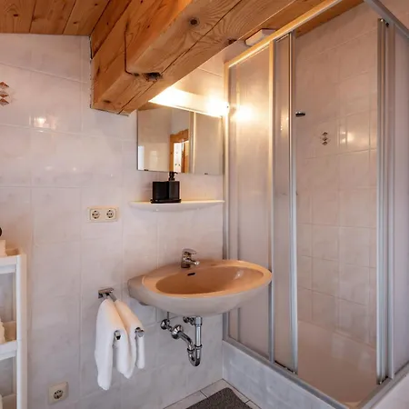 Apartment Au Alm